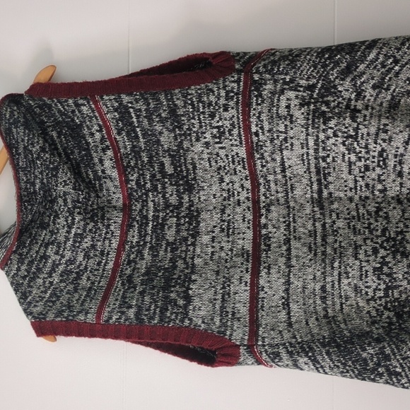 Hazel Long Line Knit Cardigan Vest Substantial Piece Cozy Fall Outdoor Layering - Picture 6 of 7